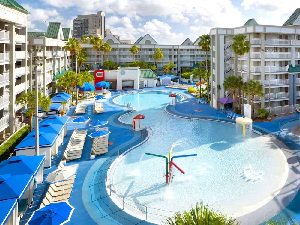 Holiday Inn Resort Orlando Suites - Waterpark by IHG — Swimming pool in Orlando, Florida