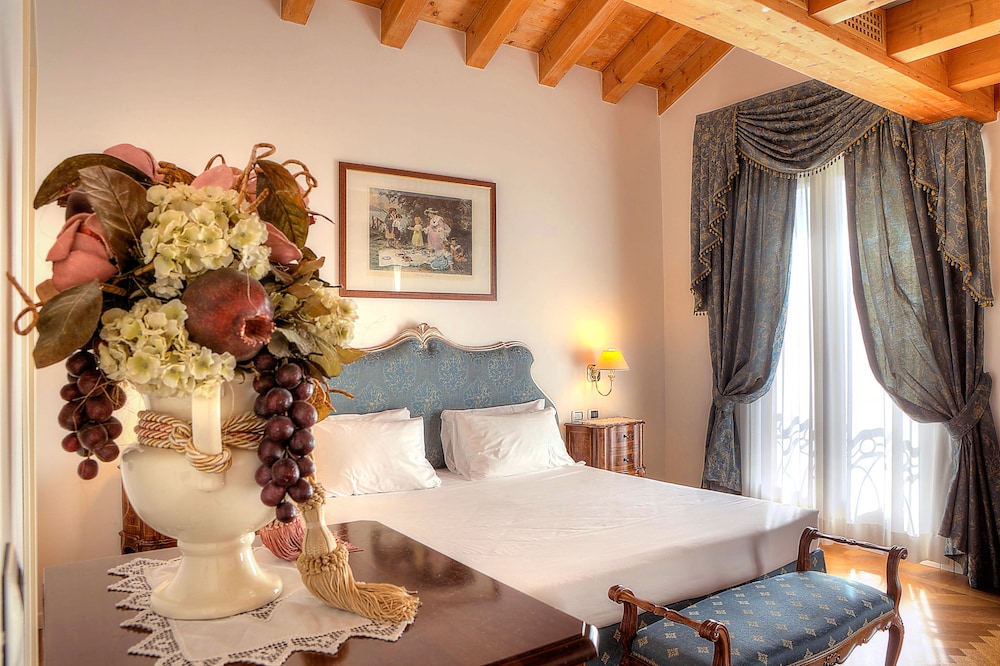 Borgo ca' dei Sospiri — Hotel rooms in Quarto d'Altino, Veneto