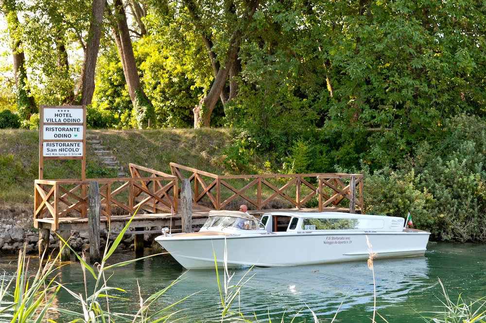 Borgo ca' dei Sospiri — Attractions in the area in Quarto d'Altino, Veneto