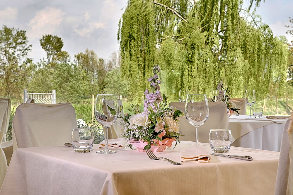 Borgo ca' dei Sospiri — Restaurant & bars in Quarto d'Altino, Veneto