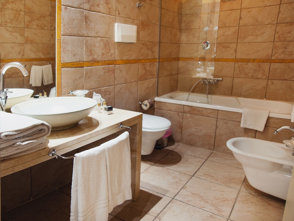 Villa Zina Park Hotel — Hotel rooms in Custonaci, Sicily