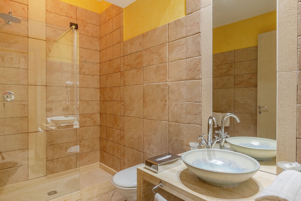Villa Zina Park Hotel — Hotel rooms in Custonaci, Sicily