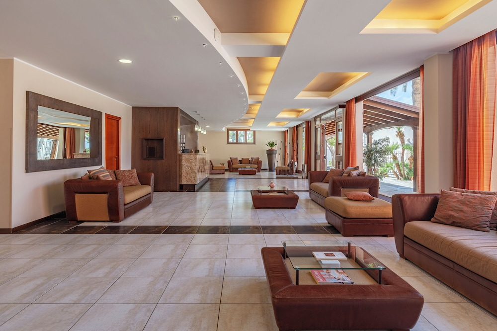 Villa Zina Park Hotel — Hotel building in Custonaci, Sicily