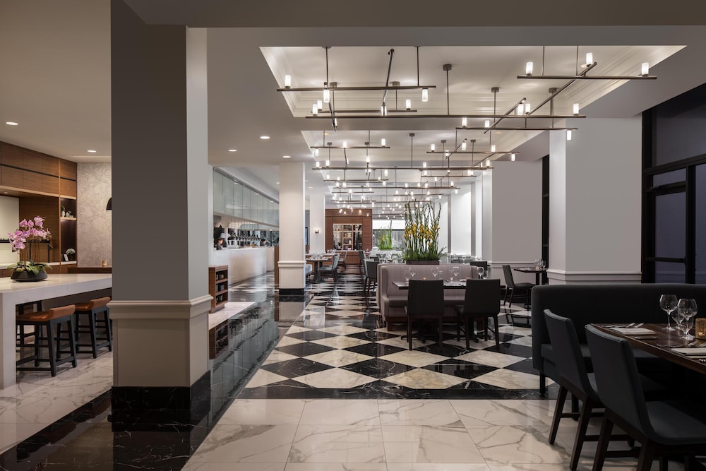 Hyatt Regency Orlando — Restaurant & bars in Orlando, Florida