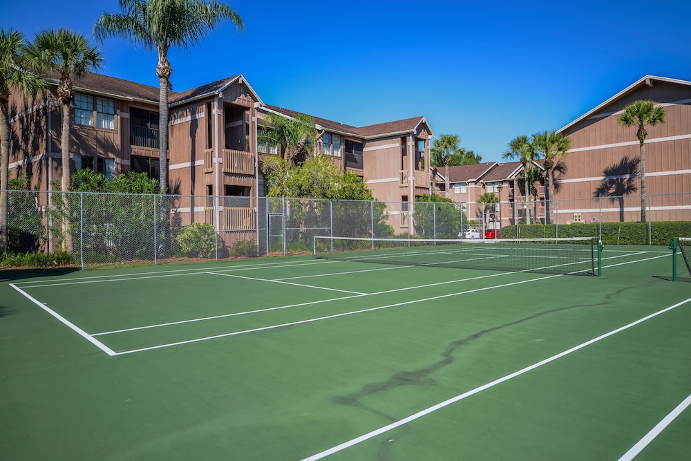 Hilton Vacation Club Polynesian Isles Kissimmee — Sports & recreation in Kissimmee, Florida