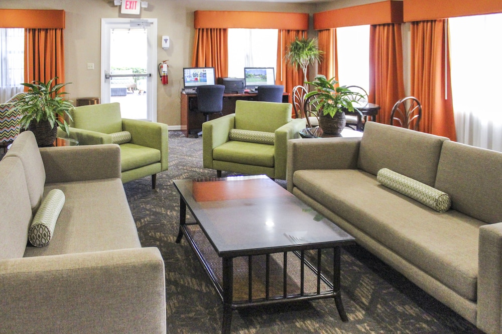 Hilton Vacation Club Polynesian Isles Kissimmee — Hotel building in Kissimmee, Florida