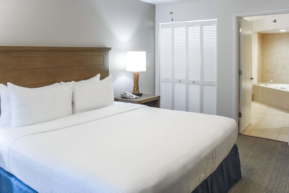 Hilton Vacation Club Polynesian Isles Kissimmee — Hotel rooms in Kissimmee, Florida