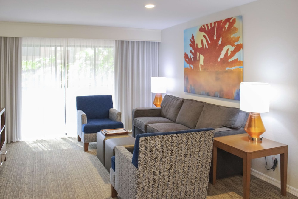 Hilton Vacation Club Polynesian Isles Kissimmee — Hotel rooms in Kissimmee, Florida
