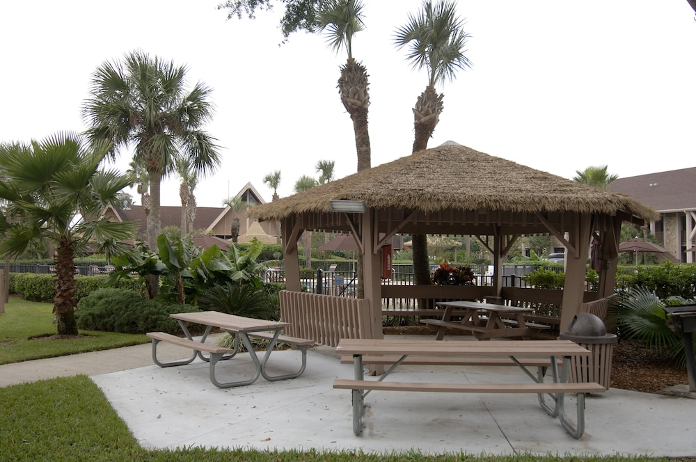 Hilton Vacation Club Polynesian Isles Kissimmee — Restaurant & bars in Kissimmee, Florida