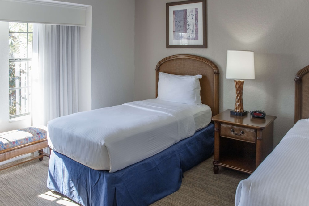 Hilton Vacation Club Polynesian Isles Kissimmee — Hotel rooms in Kissimmee, Florida