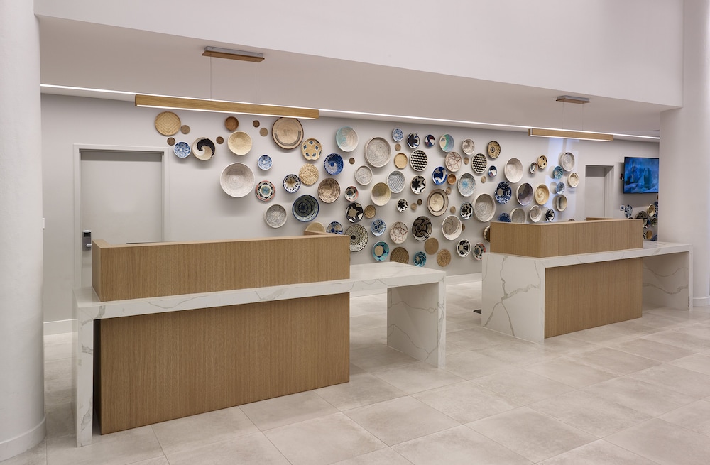 Delta Hotels by Marriott Orlando Celebration — Hotel building in Kissimmee, Florida