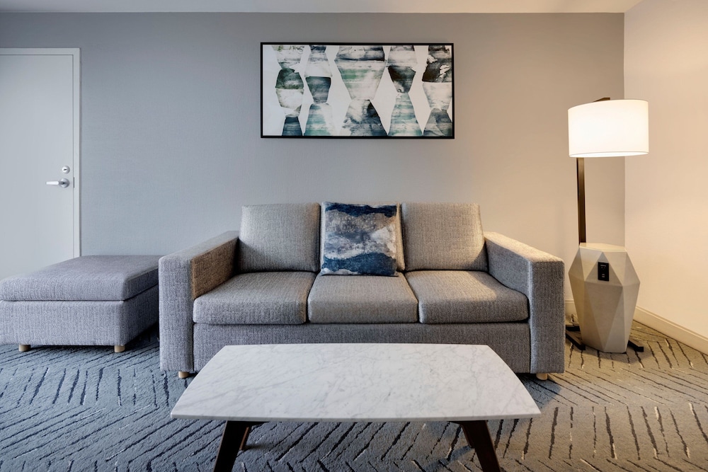 Delta Hotels by Marriott Orlando Celebration — Hotel rooms in Kissimmee, Florida