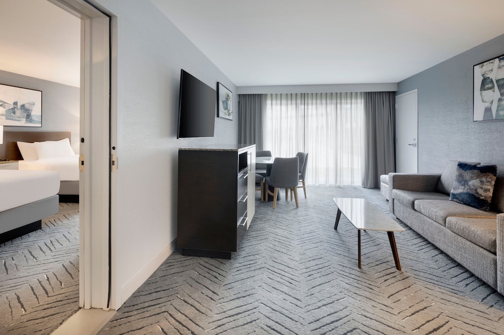 Delta Hotels by Marriott Orlando Celebration — Hotel rooms in Kissimmee, Florida