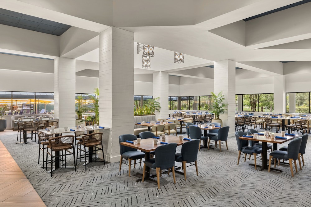 Delta Hotels by Marriott Orlando Celebration — Restaurant & bars in Kissimmee, Florida