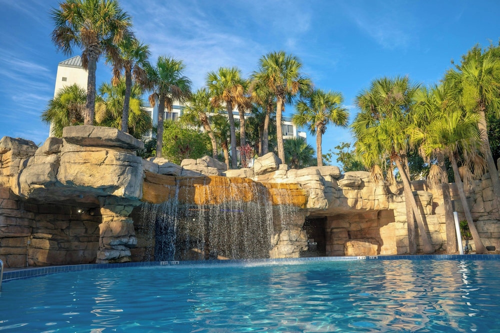 Delta Hotels by Marriott Orlando Celebration — Swimming pool in Kissimmee, Florida