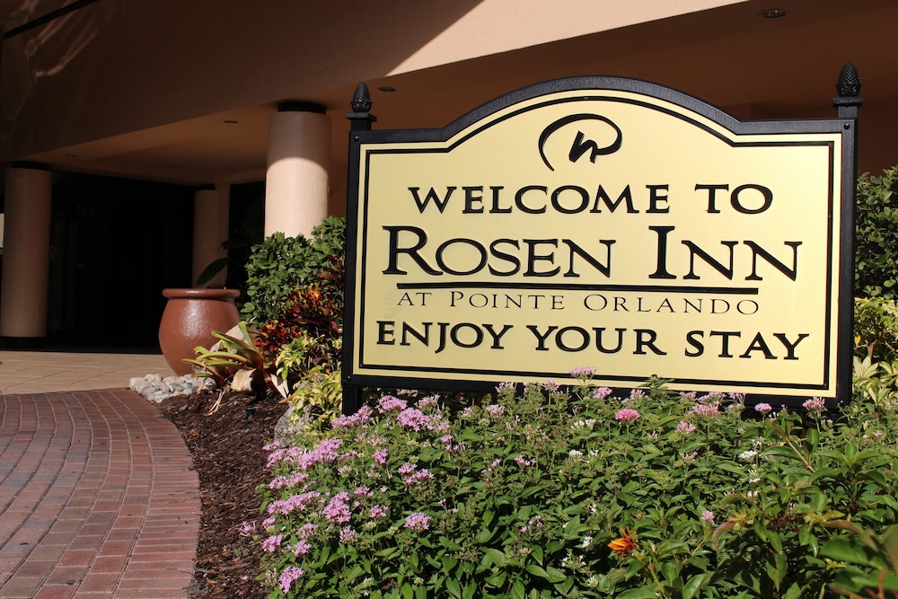 Rosen Inn at Pointe Orlando — Hotel building in Orlando, Florida