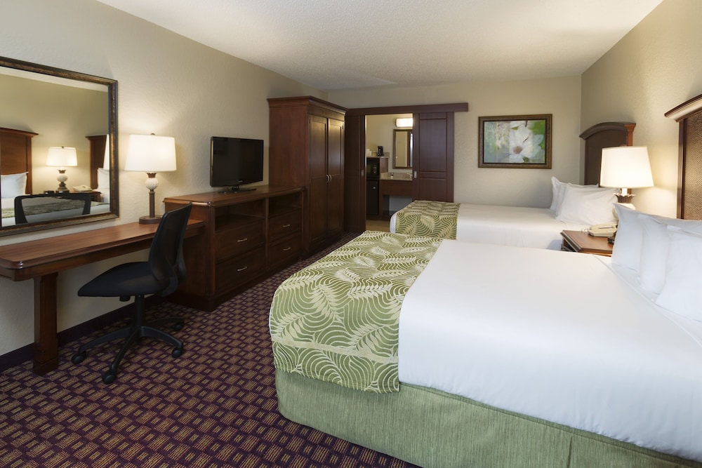 Rosen Inn at Pointe Orlando — Hotel rooms in Orlando, Florida