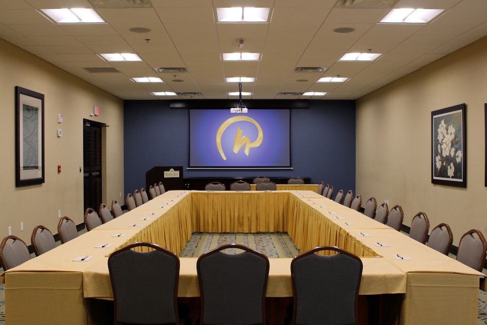 Rosen Inn at Pointe Orlando — Hotel building in Orlando, Florida