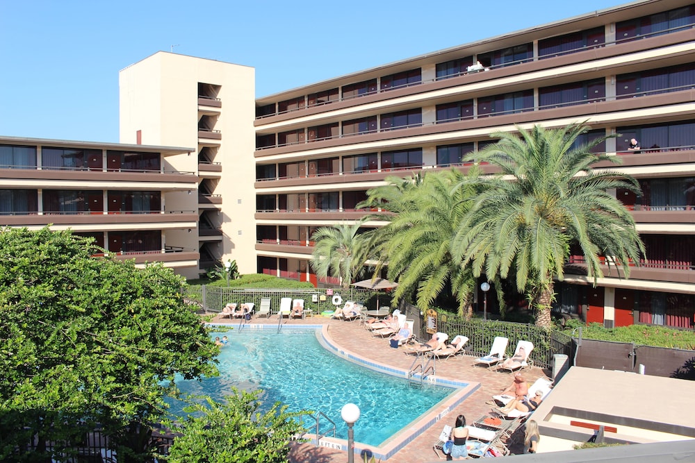 Rosen Inn at Pointe Orlando — Main photo in Orlando, Florida