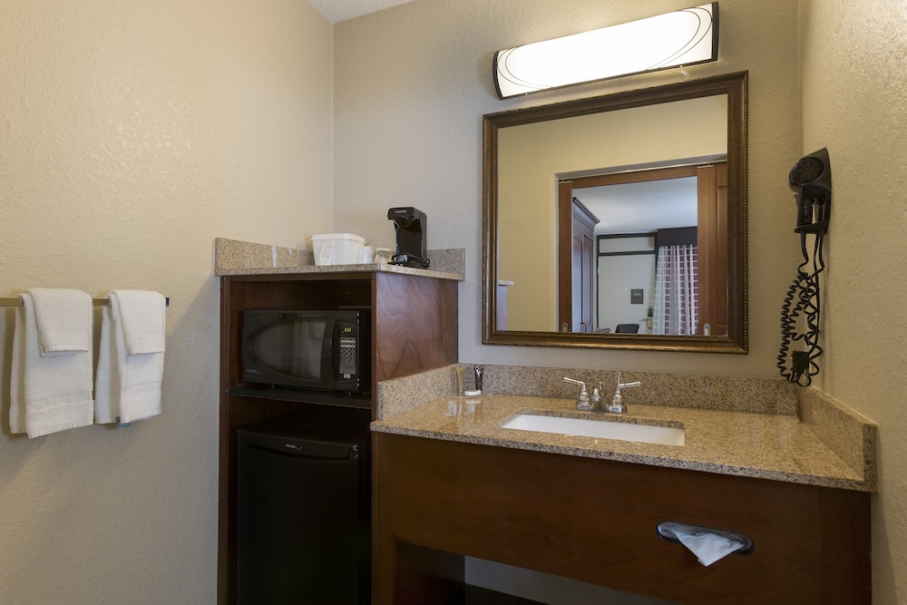 Rosen Inn at Pointe Orlando — Hotel rooms in Orlando, Florida