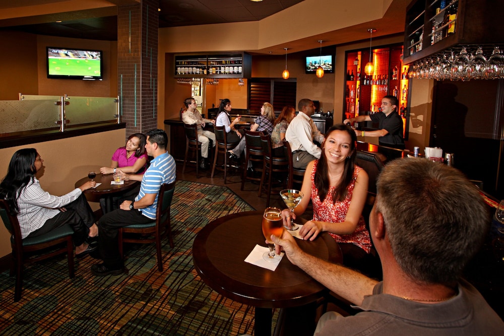 Rosen Inn at Pointe Orlando — Restaurant & bars in Orlando, Florida