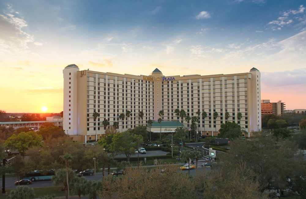 Rosen Plaza on International Drive — Hotel building in Orlando, Florida