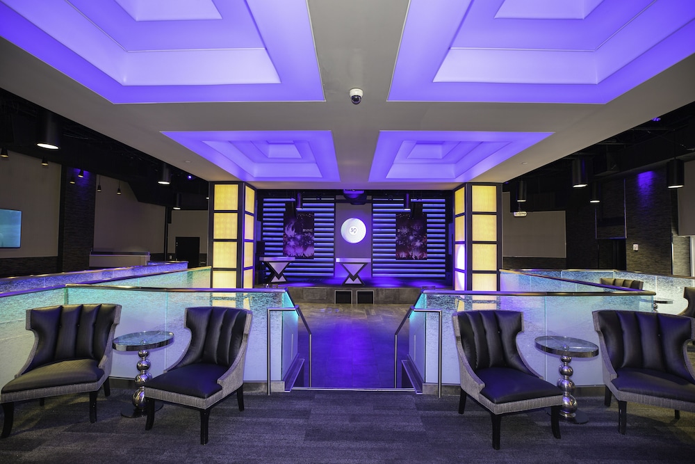 Rosen Plaza on International Drive — Restaurant & bars in Orlando, Florida
