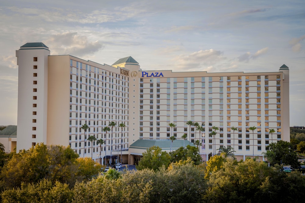 Rosen Plaza on International Drive — Hotel building in Orlando, Florida