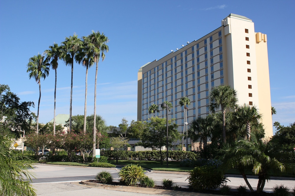 Rosen Plaza on International Drive — Hotel building in Orlando, Florida