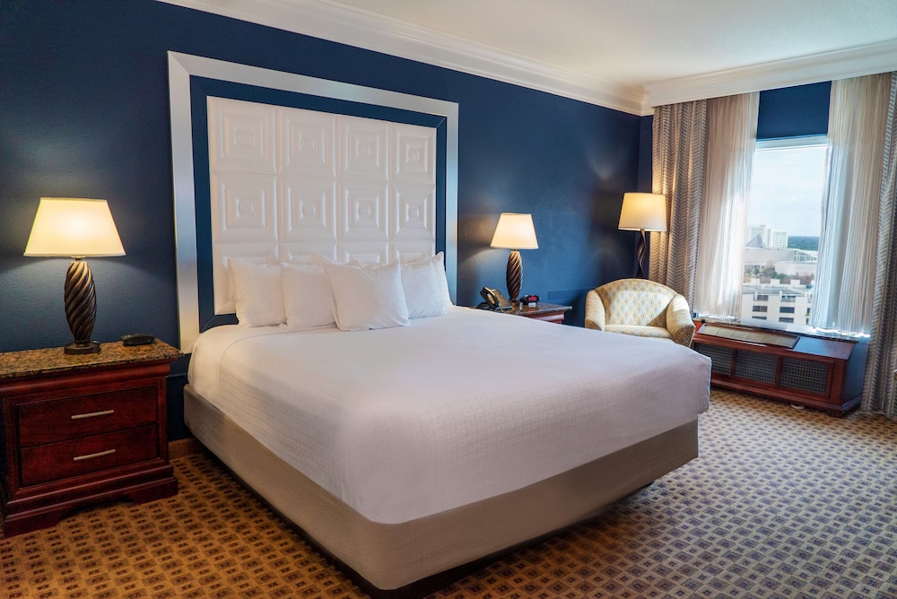 Rosen Plaza on International Drive — Hotel rooms in Orlando, Florida