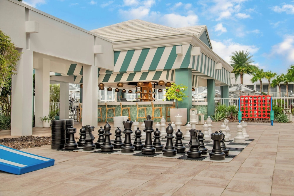 Renaissance Orlando Resort – Disney Springs® Area — Restaurant & bars in Lake Buena Vista, Florida