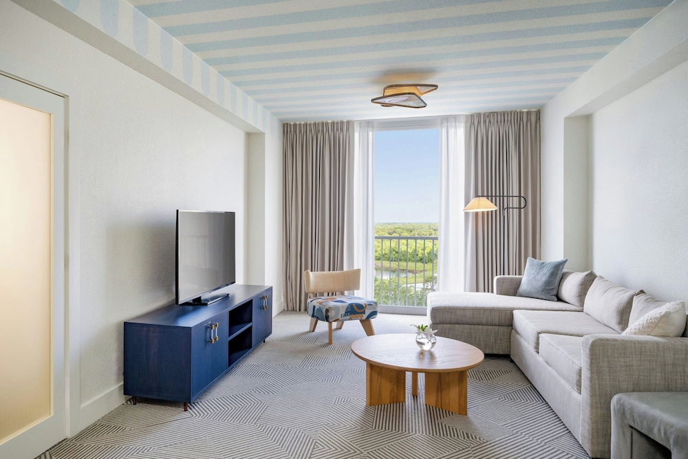 Renaissance Orlando Resort – Disney Springs® Area — Hotel rooms in Lake Buena Vista, Florida