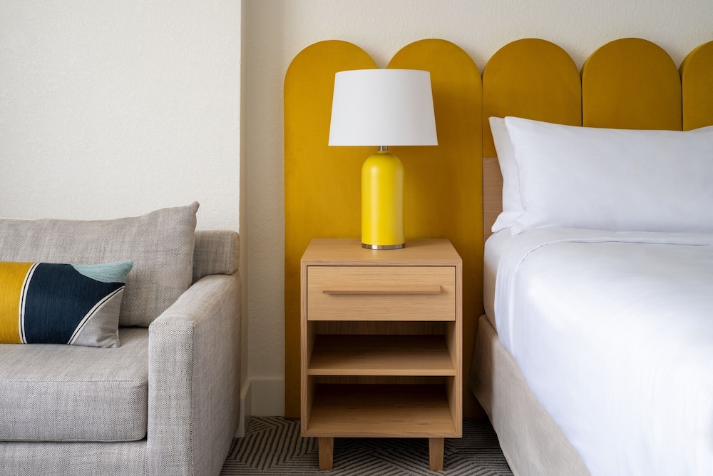 Renaissance Orlando Resort – Disney Springs® Area — Hotel rooms in Lake Buena Vista, Florida