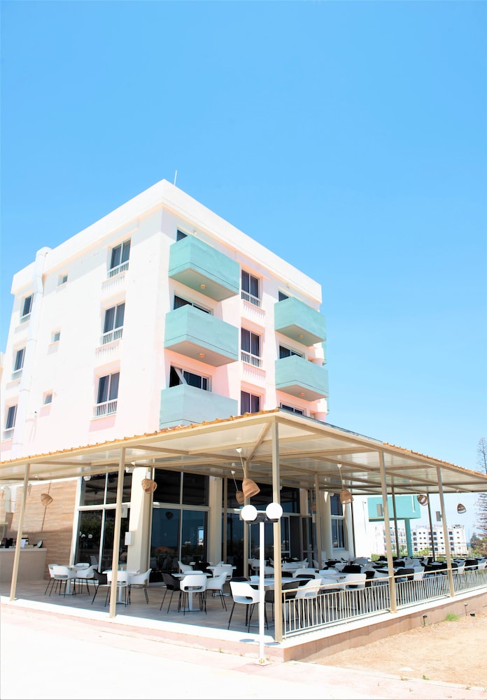 Toxotis Hotel — Hotel building in Protaras, Famagusta Region