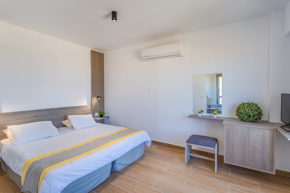 Toxotis Hotel — Hotel rooms in Protaras, Famagusta Region