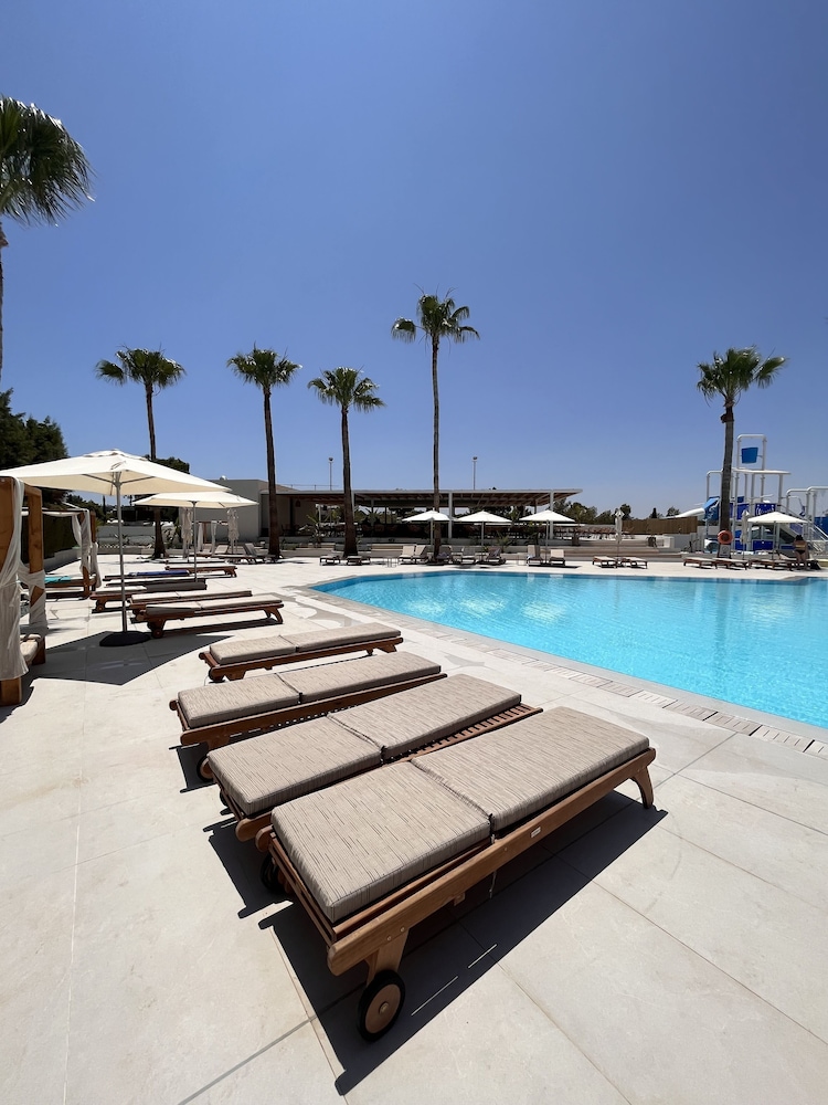 Toxotis Hotel — Swimming pool in Protaras, Famagusta Region