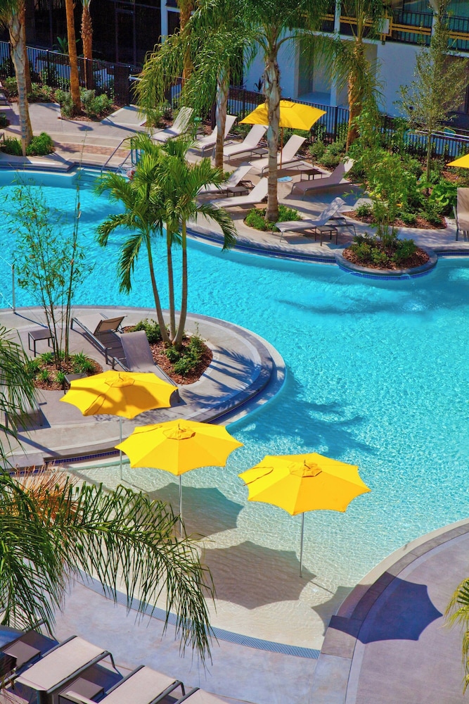 Sheraton Orlando Lake Buena Vista Resort - NEWLY RENOVATED! — Swimming pool in Orlando, Florida