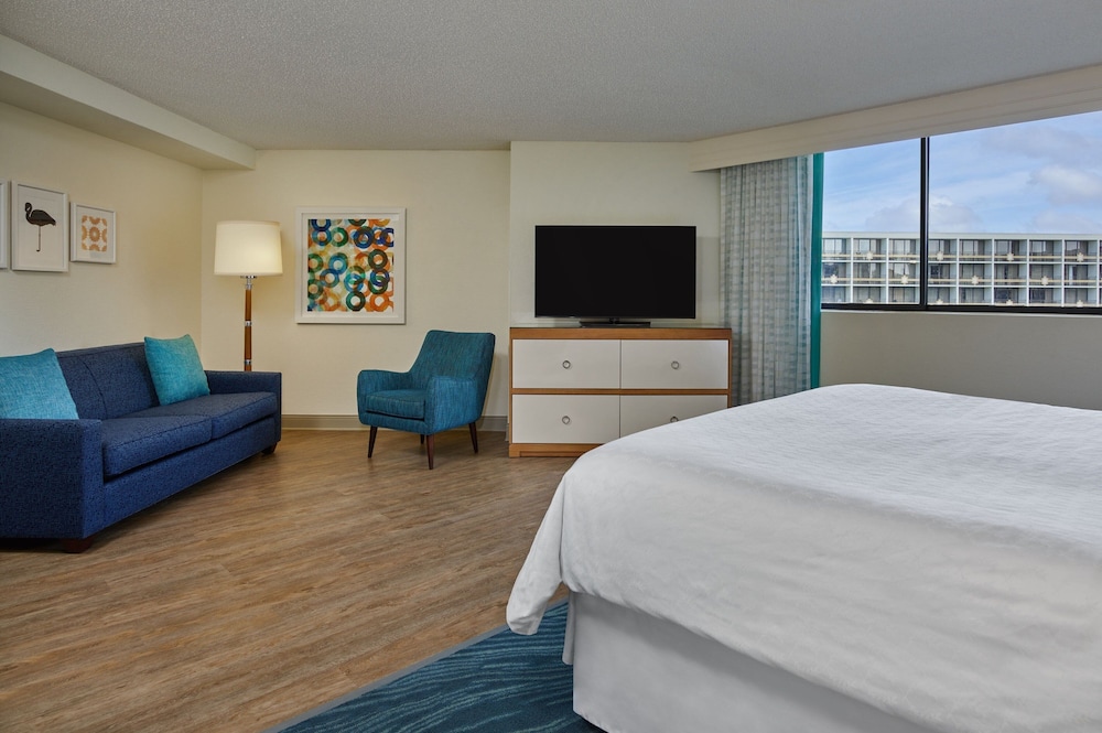 Sheraton Orlando Lake Buena Vista Resort - NEWLY RENOVATED! — Hotel rooms in Orlando, Florida