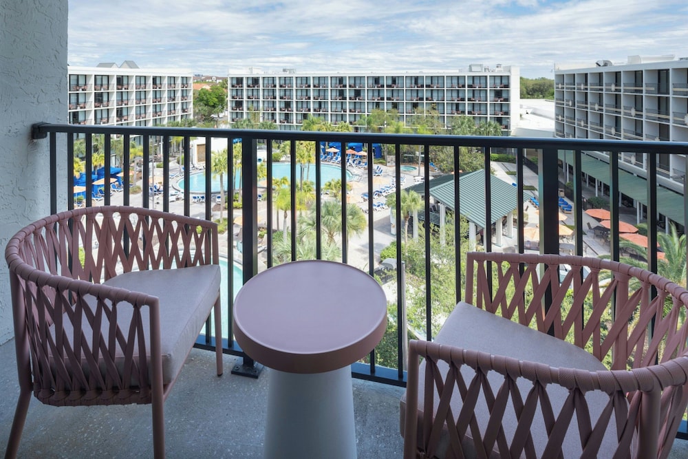 Sheraton Orlando Lake Buena Vista Resort - NEWLY RENOVATED! — Hotel building in Orlando, Florida