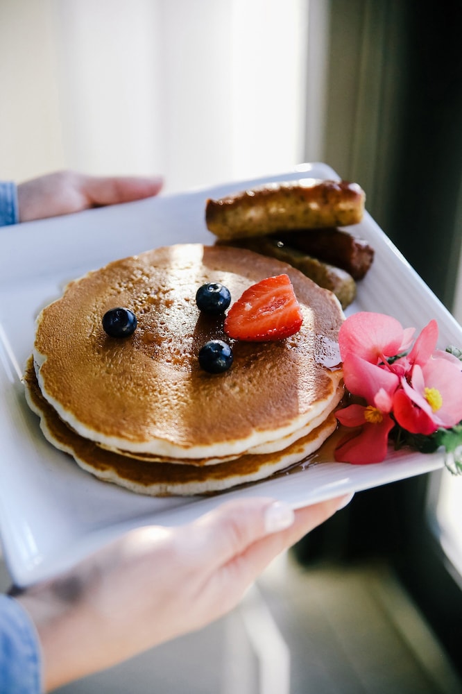 Sheraton Orlando Lake Buena Vista Resort - NEWLY RENOVATED! — Restaurant & bars in Orlando, Florida