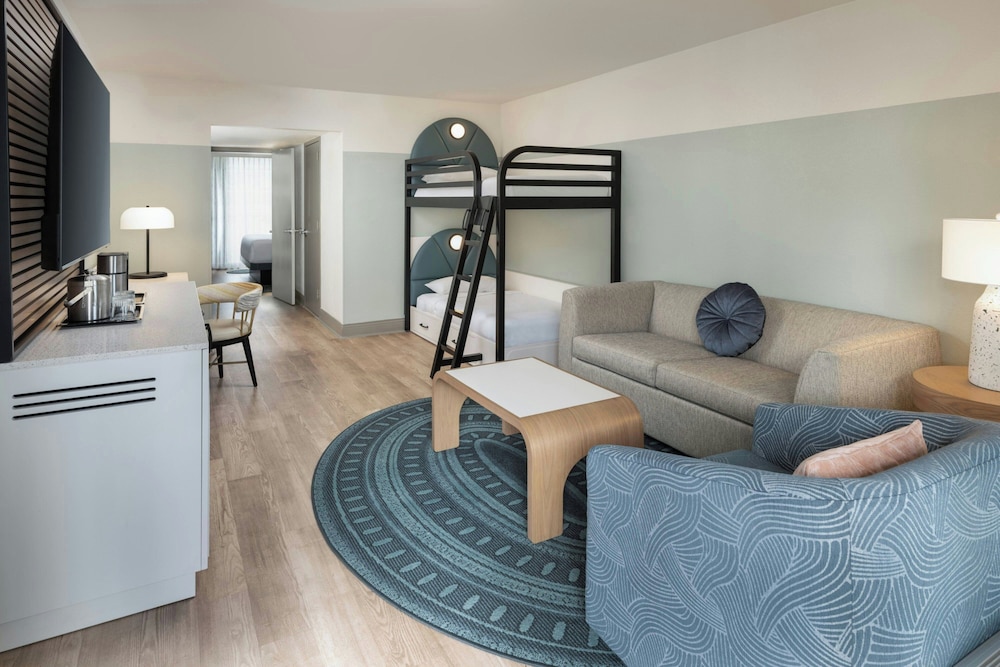 Sheraton Orlando Lake Buena Vista Resort - NEWLY RENOVATED! — Hotel rooms in Orlando, Florida