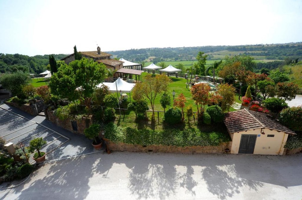 Relais Castrum Boccea — Hotel building in Rome, Lazio
