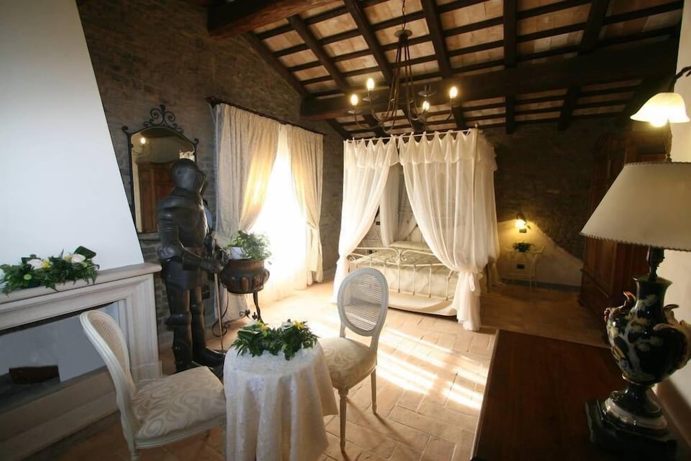 Relais Castrum Boccea — Hotel rooms in Rome, Lazio