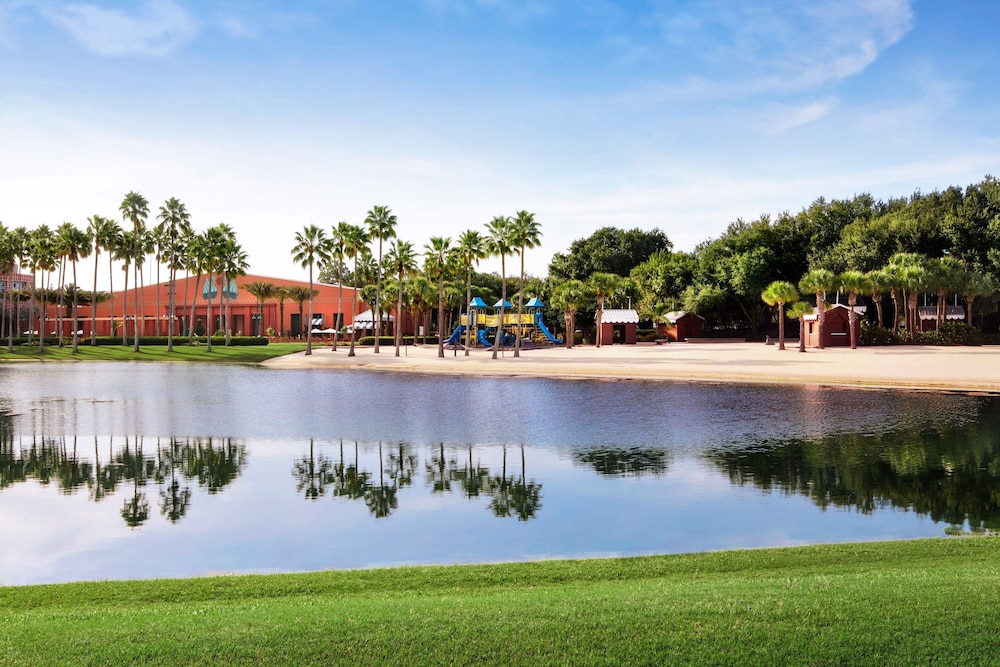Walt Disney World Dolphin — Attractions for children in Walt Disney World Resort, Florida