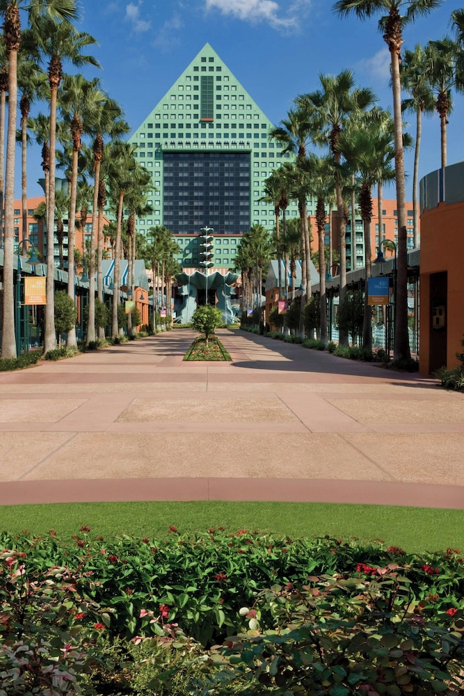 Walt Disney World Dolphin — Hotel building in Walt Disney World Resort, Florida