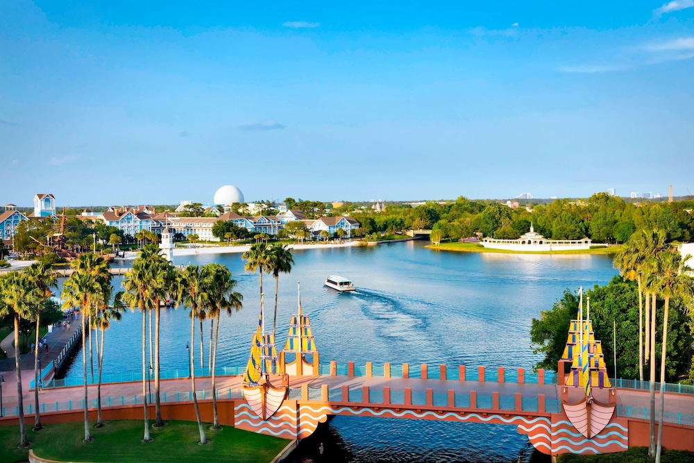 Walt Disney World Dolphin — Attractions in the area in Walt Disney World Resort, Florida