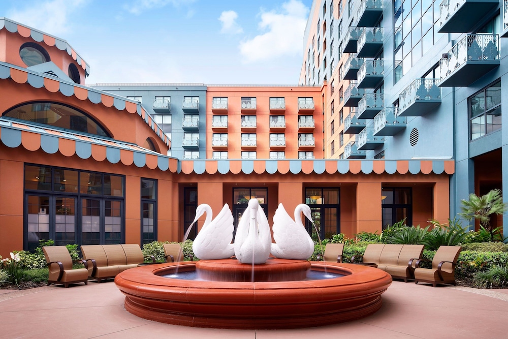 Walt Disney World Dolphin — Hotel building in Walt Disney World Resort, Florida