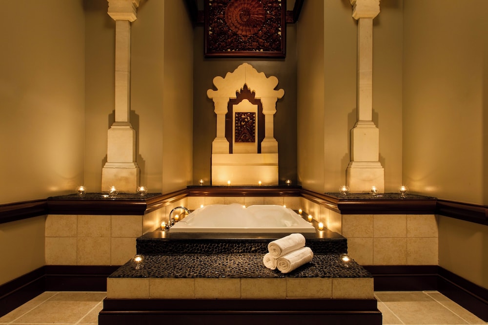 Walt Disney World Dolphin — Spa in Walt Disney World Resort, Florida