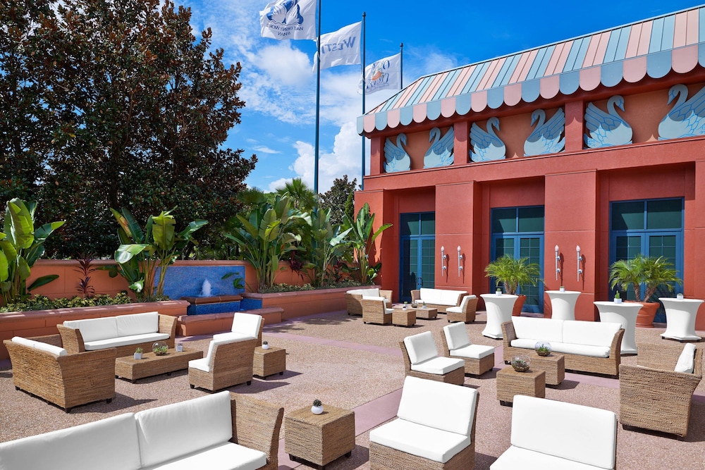 Walt Disney World Swan — Hotel building in Walt Disney World Resort, Florida