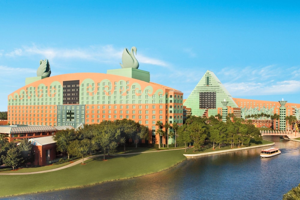 Walt Disney World Swan — Hotel building in Walt Disney World Resort, Florida